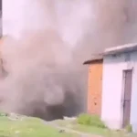 धनबाद के गोधर में भू-धसान से मचा हड़कंप, तीन घरों में आई दरारें, क्षेत्र घोषित डेंजर जोन…