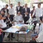 रोड निर्माण से अधिवक्ताओं को हो रही परेशानी को लेकर एसडीएम से वार्ता…