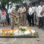 कुल्टी के होमगार्ड रवि साव को नम आंखों से अंतिम विदाई, पुलिसकर्मियों ने दी श्रद्धांजलि