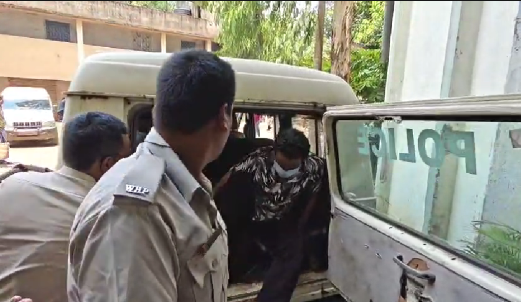 आसनसोल में चुनाव बाद हिंसा पर बड़ा एक्शन! TMC के दो और नेता गिरफ्तार, अदालत में किया गया पेश