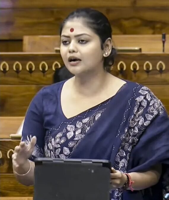 सयानी घोष के खिलाफ बड़ा एक्शन, टीएमसी यूथ के प्रेजिडेंट पद से हटाई गई सयानी घोष