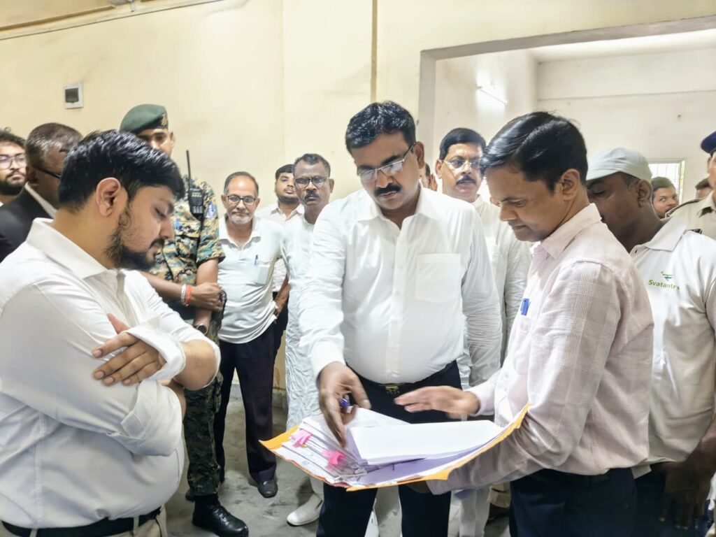 गढ़वा घटना के बाद धनबाद प्रशासन अलर्ट, सभी आवासीय विद्यालयों में विशेष जांच अभियान शुरू