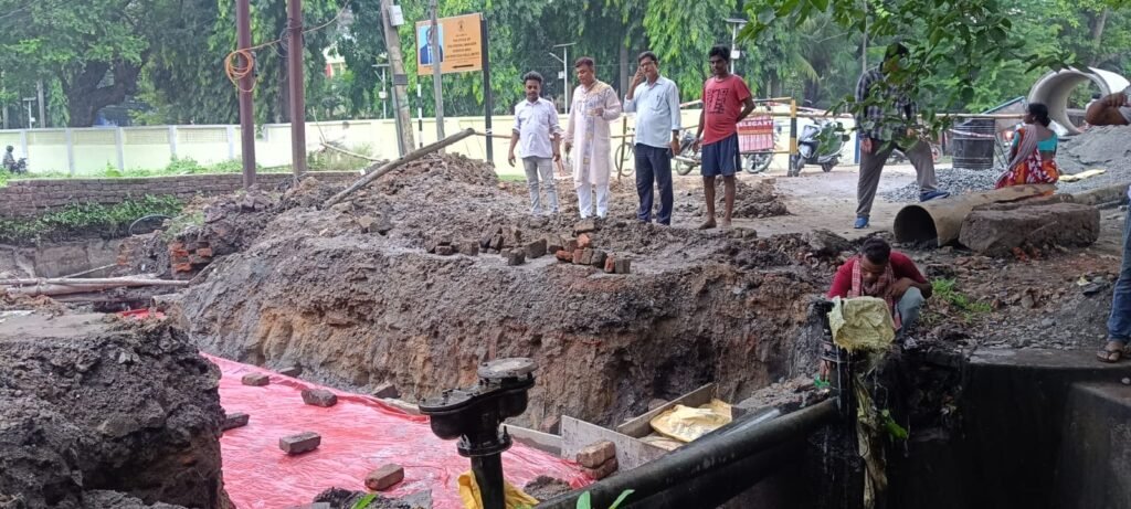 कुल्टी में विकास की रफ्तार जारी: मंत्री डॉ. अजय कुमार पोद्दार के प्रयासों से वर्षों पुरानी जानलेवा समस्या का समाधान