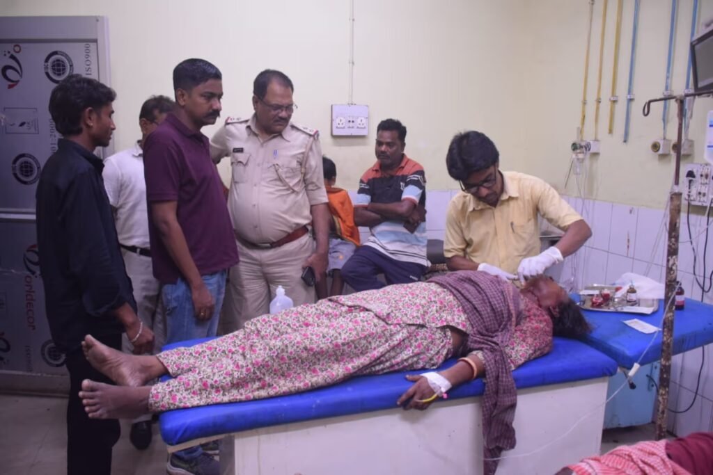 धनबाद में पति ने पत्नी का गला रेतने की कोशिश, मैरिज हॉल में काम के दौरान किया हमला, आरोपी फरार