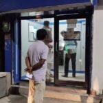 ATM में फंसा कार्ड, फर्जी हेल्पलाइन नंबर पर कॉल पड़ा महंगा; निरसा में 55 हजार रुपये की ठगी