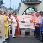 भरत तिवारी एनकाउंटर के विरोध में धनबाद में कैंडल मार्च, निष्पक्ष जांच की उठी मांग