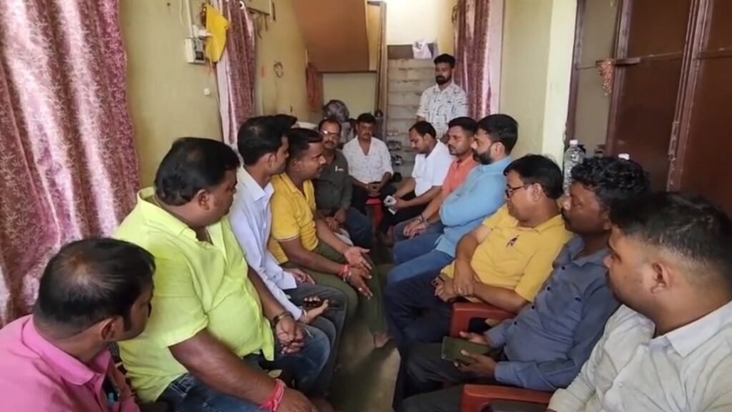 बाघमारा में मेयर समर्थक पर कथित हमले से गरमाई सियासत, सिद्धार्थ गौतम ने की निष्पक्ष जांच की मांग