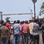 ECL डंपर की टक्कर से स्कूटी सवार युवती गंभीर घायल, नो-एंट्री नियम में बदलाव पर उठे सवाल