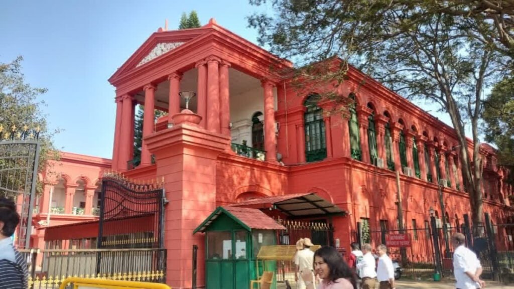 कर्नाटक सरकार को हाईकोर्ट का बड़ा झटका! दंगे और हिजाब प्रदर्शन के 52 केस वापस लेने पर रोक