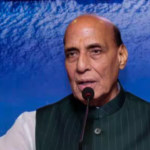 भारतीय नौसेना की बड़ी कामयाबी, 9,000 करोड़ के सामान से लदे 18 जहाजों को किया एस्कॉर्ट