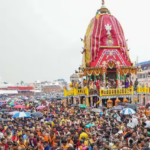 पुरी रथ यात्रा में बड़ा हादसा, दम घुटने और हार्ट अटैक से दो की मौत; कई लोग अस्पताल में भर्ती