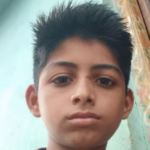 तेलंगाना में 15 साल के लोकेश ने दांत से काटी मोबाइल की बैटरी, धमाके में दर्दनाक मौत