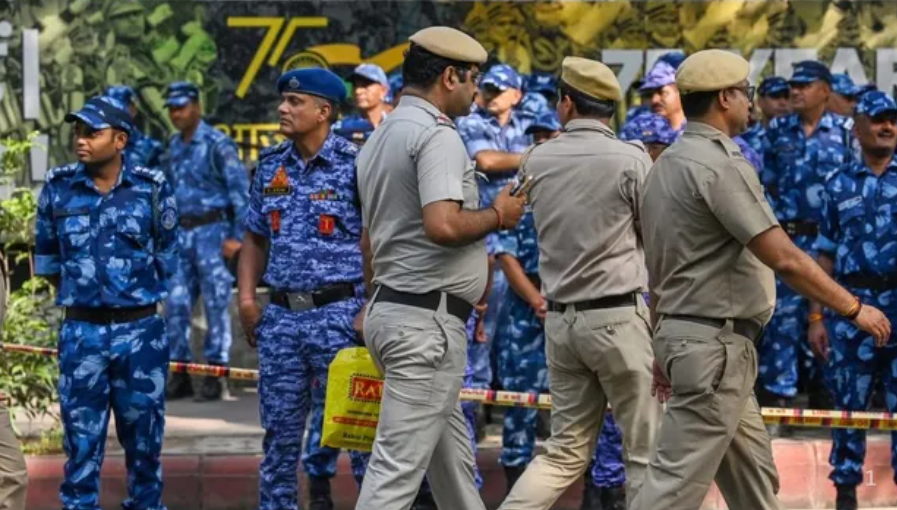 प्रदर्शन में गोली चलने की खबर निकली फर्जी, दिल्ली पुलिस ने अफवाह फैलाने वालों को दी कड़ी चेतावनी