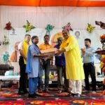 हूल दिवस पर आदिवासी वीर शहीदों को श्रद्धांजलि, मेधावी छात्रों को लैपटॉप देकर किया सम्मानित