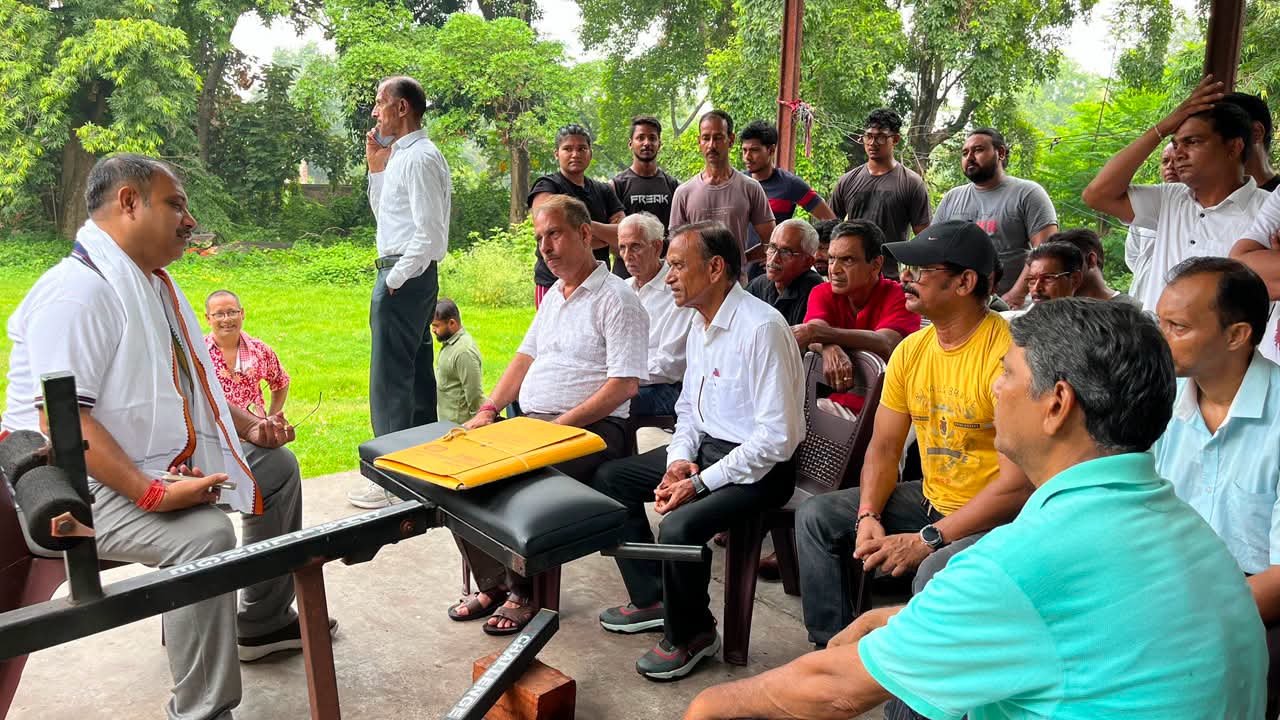 युवा शक्ति को खेलों से जोड़ने का आह्वान, बुधा जिम्नेजियम के सम्मान समारोह में पहुंचे विधायक कृष्णेन्दु मुखर्जी