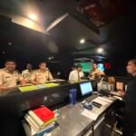 धनबाद के बियर बारों में देर रात पुलिस की ताबड़तोड़ छापेमारी, नियमों की हुई सख्त जांच