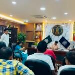 झरिया की जनसमस्याओं को लेकर विधायक रागिनी सिंह ने उपायुक्त से की मुलाकात, गैस रिसाव और जर्जर सड़क का मुद्दा उठाया