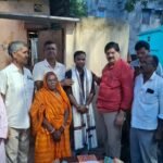 BPSC में ग्रामीण विकास पदाधिकारी बने लक्ष्मीकांत पासवान, विधायक राज सिन्हा ने किया सम्मान