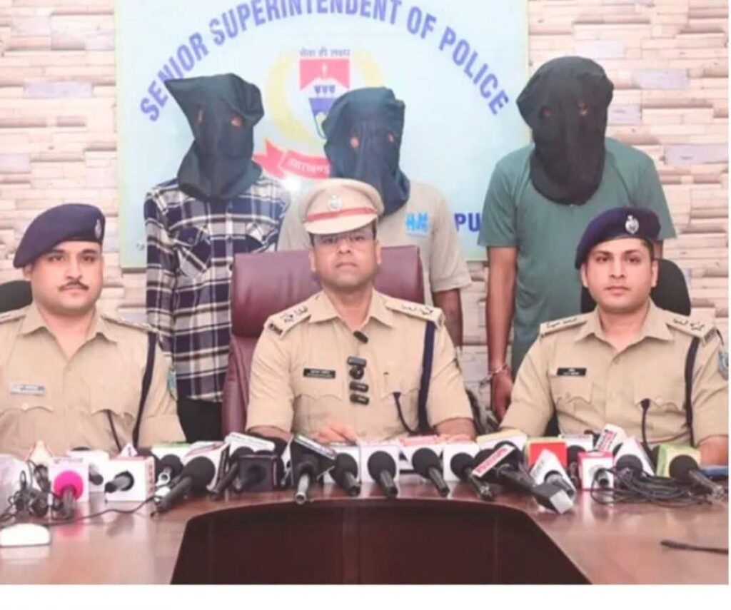 जमशेदपुर DD बार हत्याकांड: SIT की कार्रवाई तेज, बार मैनेजर समेत 3 गिरफ्तार, हथियार भी बरामद