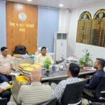 धनबाद में विकास परियोजनाओं को मिली रफ्तार, भू-अर्जन और मुआवजा भुगतान में तेजी लाने के निर्देश