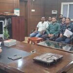 धनबाद में पशु चिकित्सा सेवा संघ ने उपायुक्त से की मुलाकात, डॉक्टर से मारपीट मामले में सख्त कार्रवाई की मांग