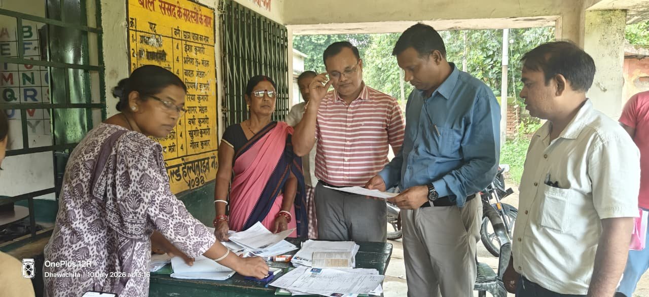 धनबाद में SIR 2026 अभियान तेज, 13.04 लाख मतदाताओं को EF वितरित, 2.87 लाख फॉर्म का डिजिटाइजेशन पूरा