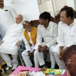 पूर्व मंत्री मन्नान मल्लिक के निधन पर सांसद ढुलू महतो ने दी भावभीनी श्रद्धांजलि
