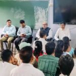 धनबाद में प्रमंडलीय आयुक्त ने मैथन और निरसा के बूथों का किया निरीक्षण, डिजिटाइजेशन पर दिया जोर
