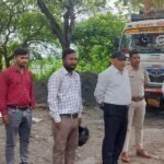 धनबाद के जियलगोड़ा में 2.5 एकड़ सरकारी तालाब कराया गया कब्जामुक्त, हाइवा जब्त