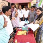 Pakur News: मतदाता सूची को शत-प्रतिशत त्रुटिरहित बनाने पर जोर, डीसी मेघा भारद्वाज ने किया बूथों का निरीक्षण