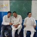 सिंदरी में SIR अभियान की समीक्षा, कांग्रेस पदाधिकारियों ने बूथों का किया निरीक्षण