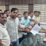 पाकुड़ के संवेदकों ने डीसी से लगाई गुहार, लघु खनिज चालान नियम में राहत की मांग