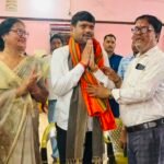 धनबाद में नि:शुल्क कांवड़िया सेवा शिविर वाहन रवाना, मेयर संजीव सिंह ने दिखाई हरी झंडी