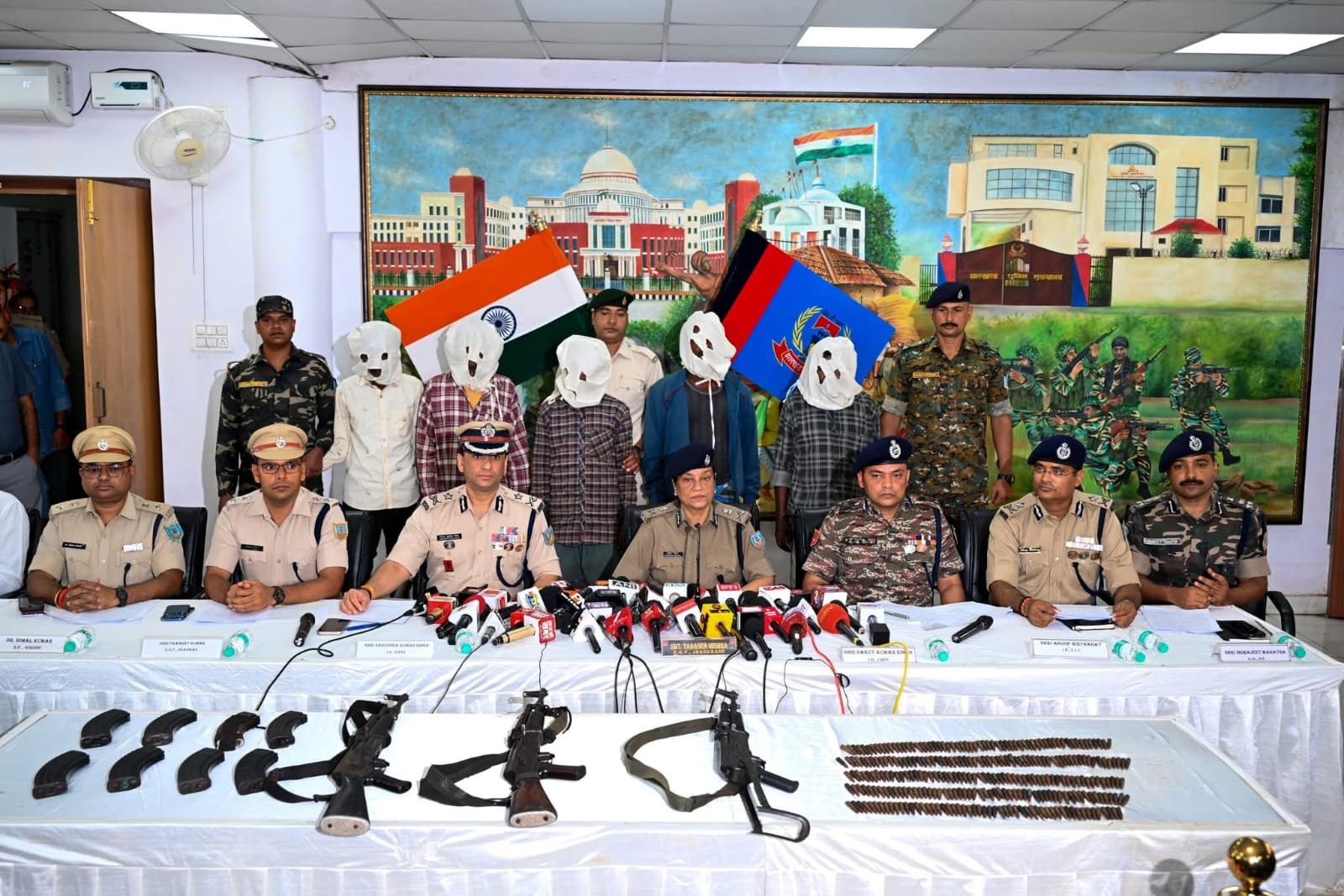 ऑपरेशन ‘दौरा पहाड़’ में बड़ी कामयाबी, ₹2.20 करोड़ का इनामी शीर्ष माओवादी समेत पांच गिरफ्तार