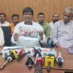 Dhanbad News: सांसद ढुल्लू महतो का बड़ा आरोप, अरूप चटर्जी पर गैंगस्टर प्रिंस खान के शूटर्स को संरक्षण देने का दावा