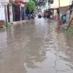 Dhanbad News: पहली बारिश में जलमग्न हुई हंस विहार कॉलोनी, 10 वर्षों से स्थायी समाधान का इंतजार