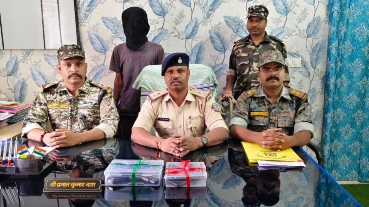 लातेहार में पुलिस ने नक्सलियों की हिंसक साजिश की नाकाम, हथियार के साथ एक गिरफ्तार; कमांडर फरार