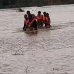 तेलंगाना में गोदावरी का जलस्तर बढ़ने से 33 रेत मजदूर फंसे, एक घंटे में बचाव अभियान पूरा