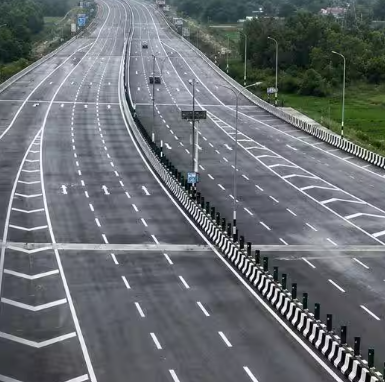 लखनऊ-कानपुर एक्सप्रेसवे पर फिलहाल टोल बंद, यात्रियों को राहत; जानें सरकार को होगा कितना नुकसान
