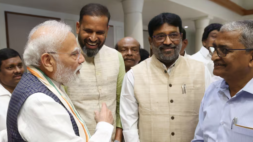 PM मोदी से मिले यूसुफ पठान समेत मुर्शिदाबाद के 3 सांसद, क्षेत्र के विकास और जनसमस्याओं पर हुई चर्चा