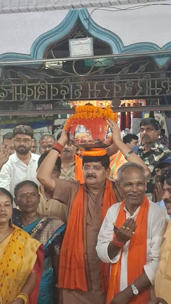 संत गुरु रविदास जयंती वर्ष पर पुटकी में कलश वंदन अभियान, विधायक राज सिन्हा ने किया स्वागत