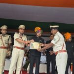 धनबाद में 17 पुलिस अधिकारी-कर्मी सम्मानित, अपराध उद्भेदन से साइबर फ्रॉड तक उत्कृष्ट कार्य की सराहनाv