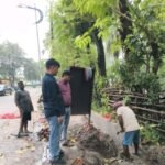 सिंदरी में प्राक्कलन के अनुरूप नहीं बनी नाली, करीब 100 फीट निर्माण तुड़वाया गया