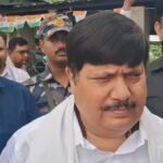 कुल्टी के रामपुर MVI कार्यालय में परिवहन मंत्री का औचक निरीक्षण