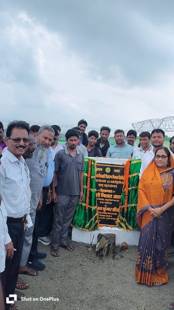 पाकुड़ में पलाश मार्ट का शिलान्यास, विधायक निसात आलम ने कहा- महिलाओं को आत्मनिर्भर बनाना प्राथमिकता