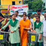 झरिया में सैकड़ों छात्राओं को मिली साइकिल, शिक्षा की राह हुई आसान