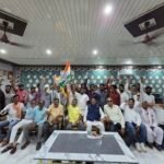 तोपचांची में कांग्रेस की बैठक, केंद्र की खान नीति पर जिलाध्यक्ष संतोष सिंह ने साधा निशाना