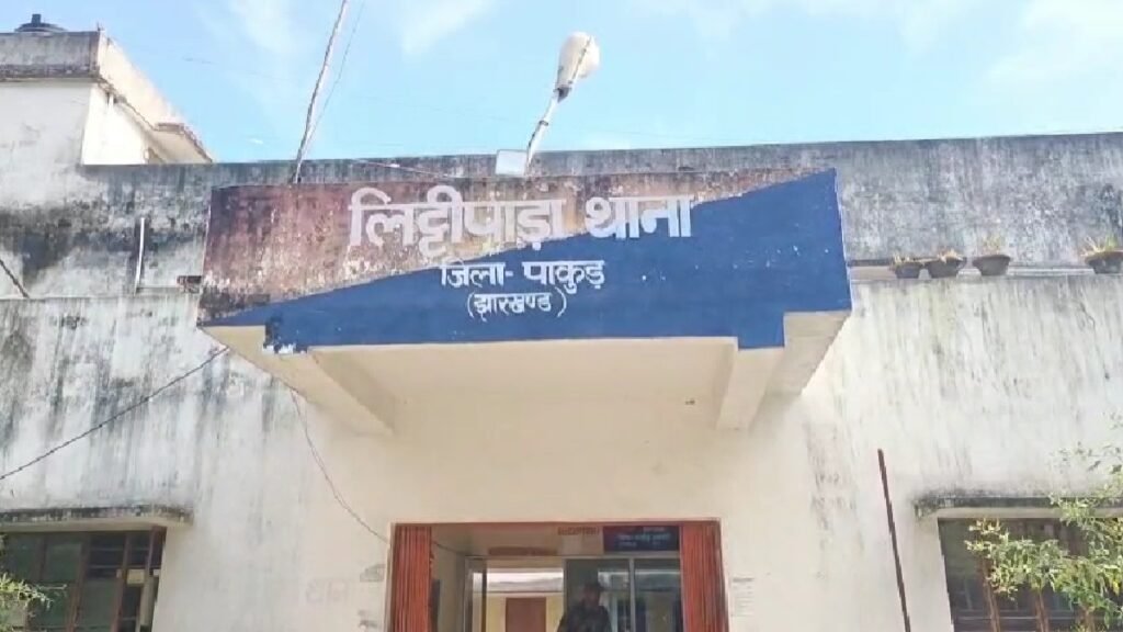 हंसुआ फेंकने के दौरान 12 वर्षीय बच्चे की मौत, 14 वर्षीय किशोर पर हत्या का मामला दर्ज