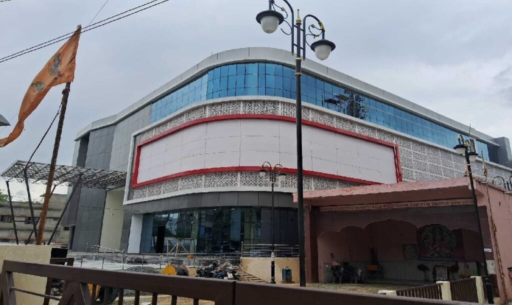 धनबाद के DMC मॉल में 24 दुकानें किराये पर उपलब्ध, ₹50 से ₹83 प्रति वर्गफीट बेस रेट तय