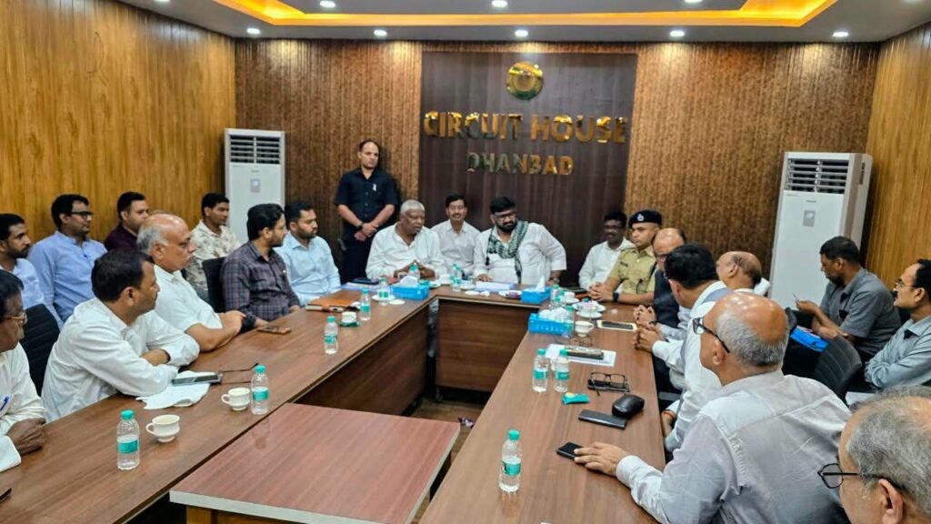 छाताबाद भू-धंसान प्रभावितों और BCCL के बीच समझौता, IIT-ISM करेगा डेंजर जोन का सर्वे